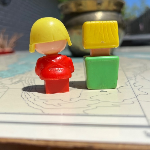 Vintage Blonde Little People Figurines (pair) - Picture 4 of 5